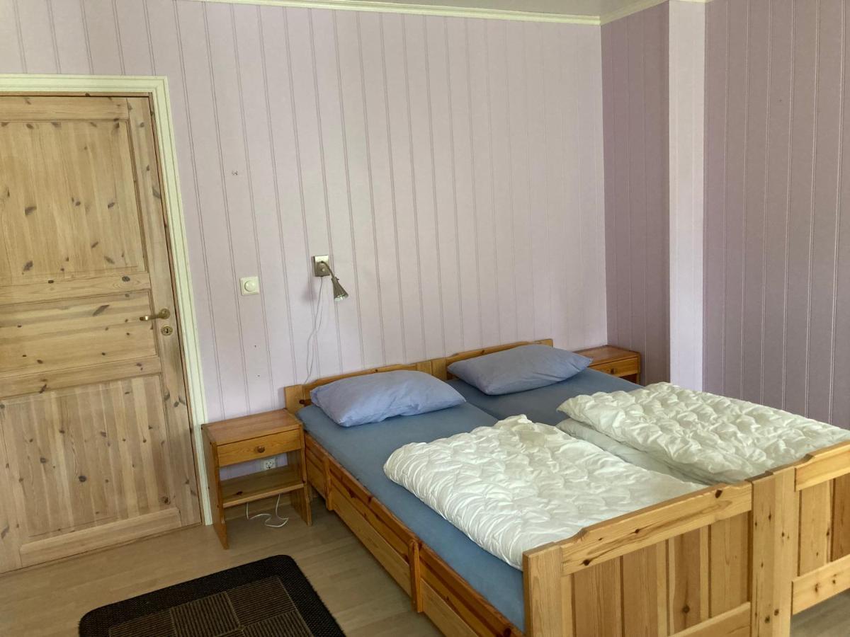 Roste Hyttetun Og Camping Os (Hedmark) Extérieur photo